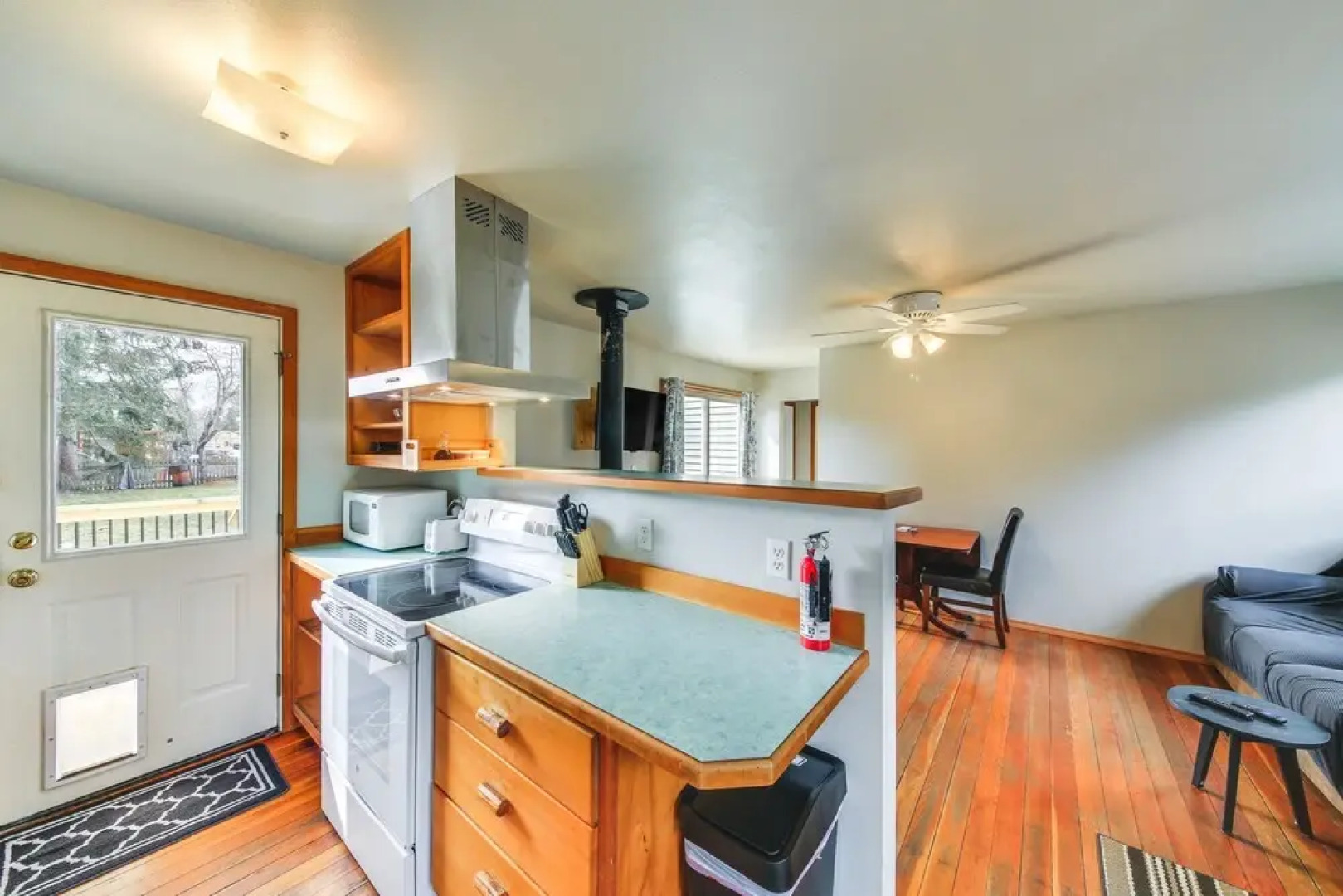 Clark Fork Vacation Home w/ Wood Stove Near Lake!