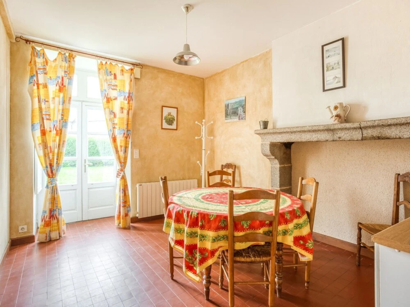 Dreamy Holiday Home in Saint-james With Private Garden