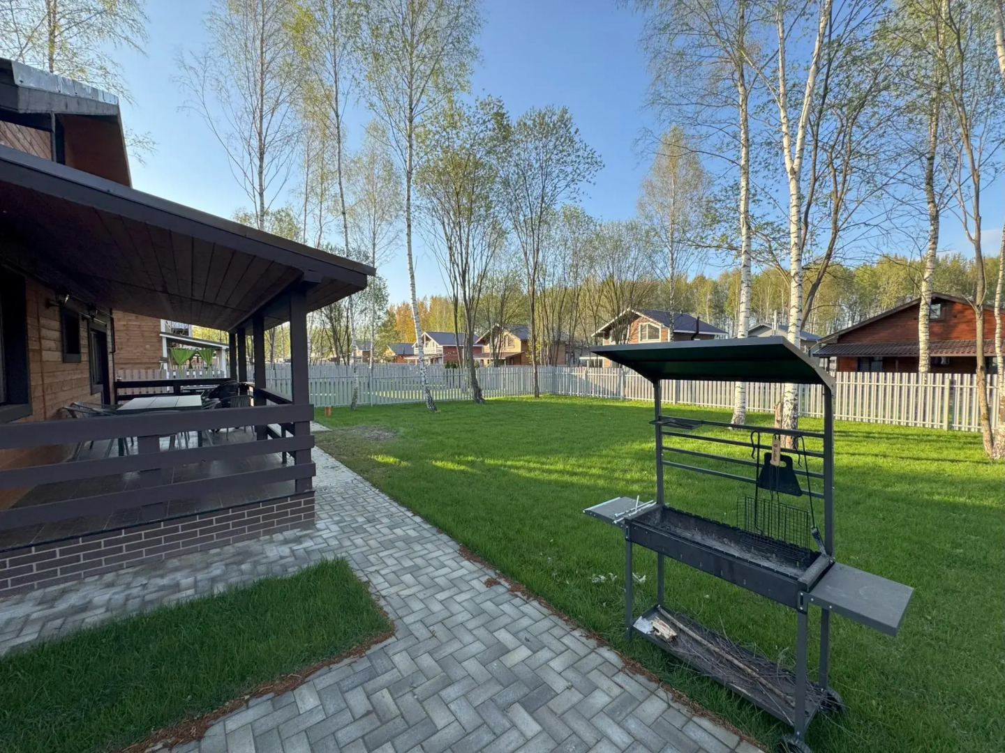 Slow life house (Слоу лайф хаус)