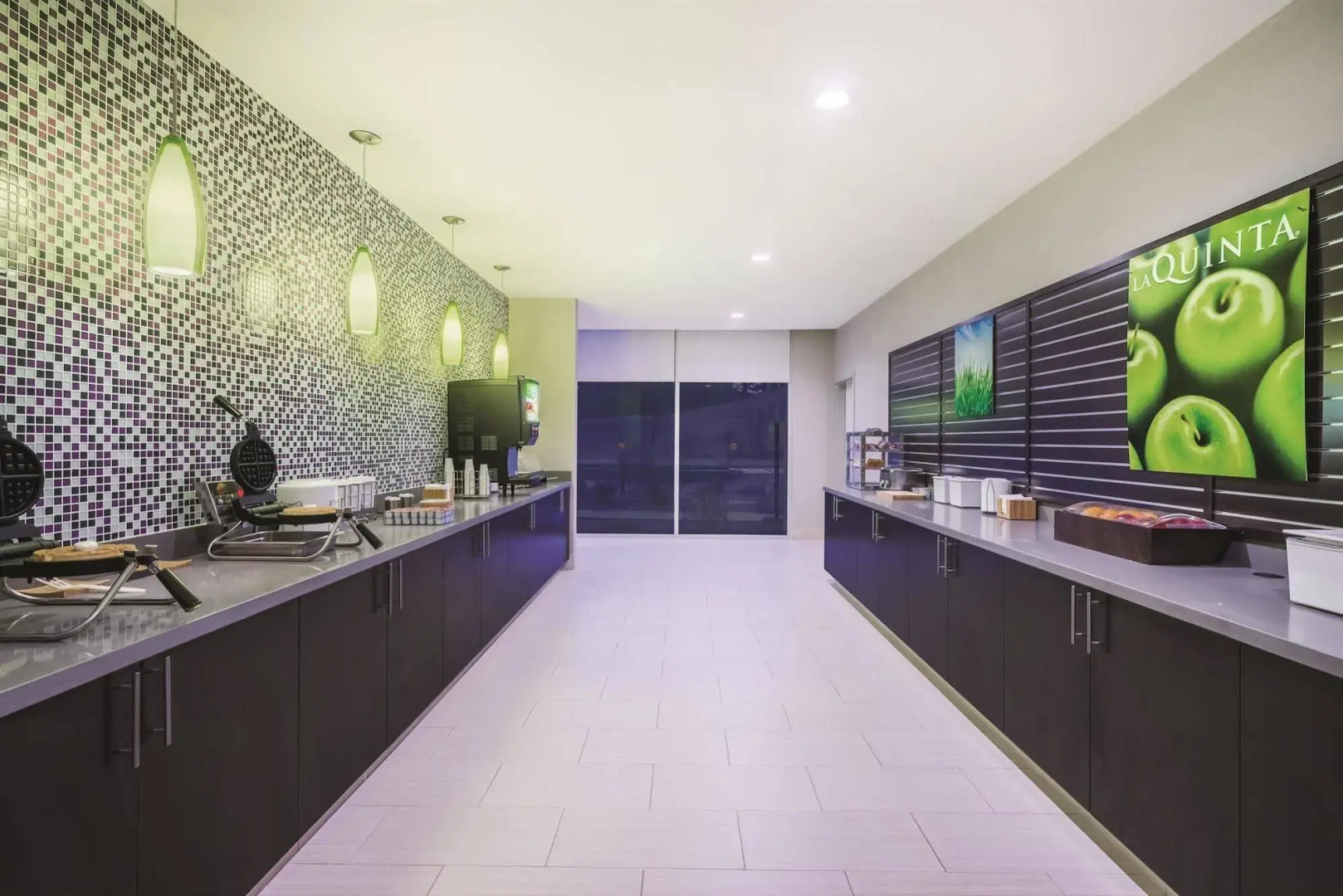 La Quinta Inn & Suites by Wyndham Clifton Park/Saratoga Area