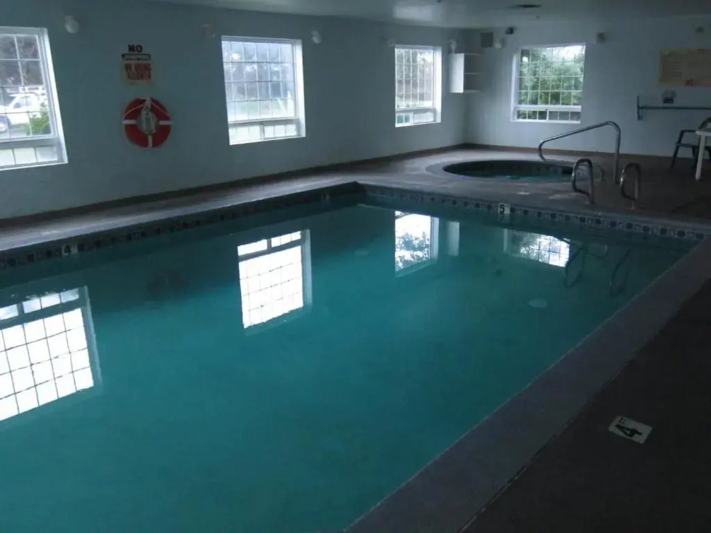 Days Inn By Wyndham Ocean Shores