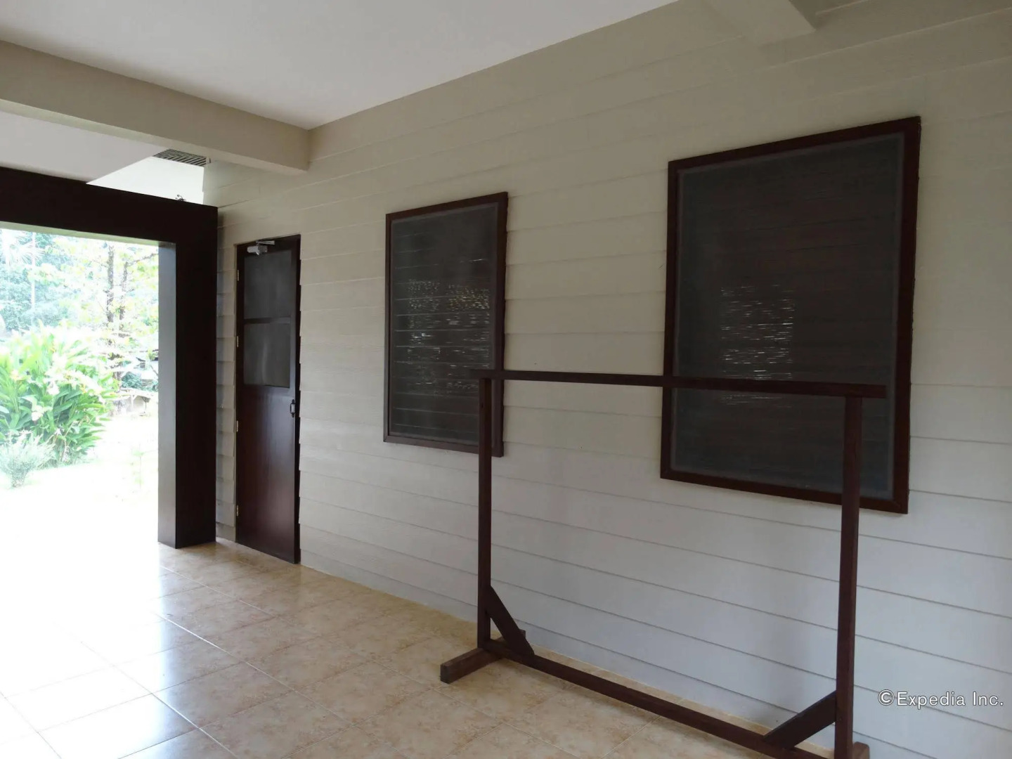 Sheridan Organic Farm and Eco Village