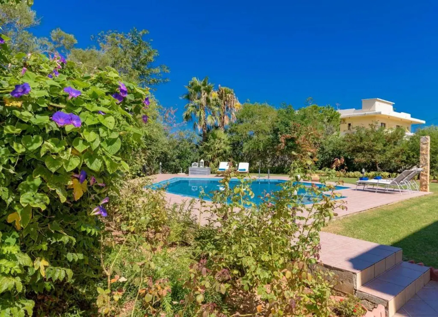 Exclusive Crete Villa Villa Alexia 4 Bedrooms Large Lawned Gardens Chania