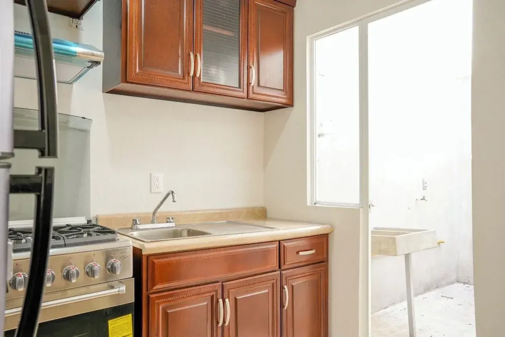 Modern House in Yautepec l Pool & Garden