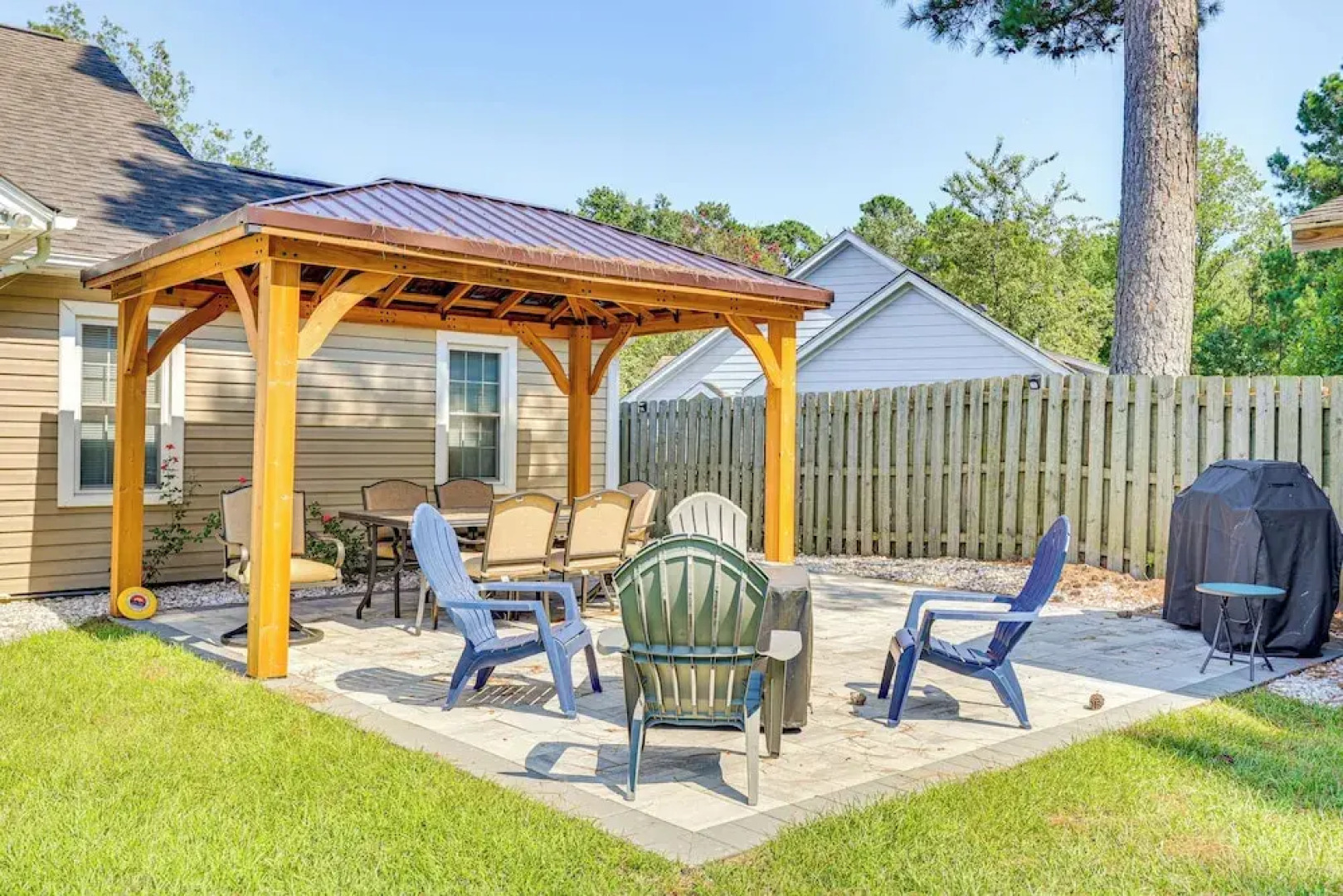 Wilmington Family Home: 6 Mi to Wrightsville Beach