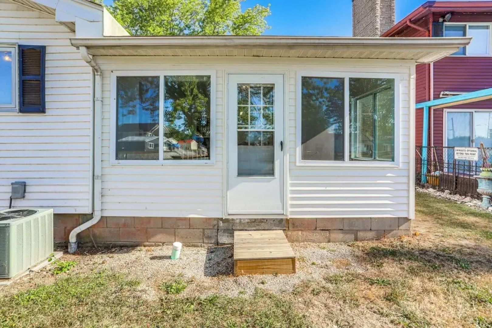 Waterfront Port Clinton Cottage: 5 Mi to Lake Erie