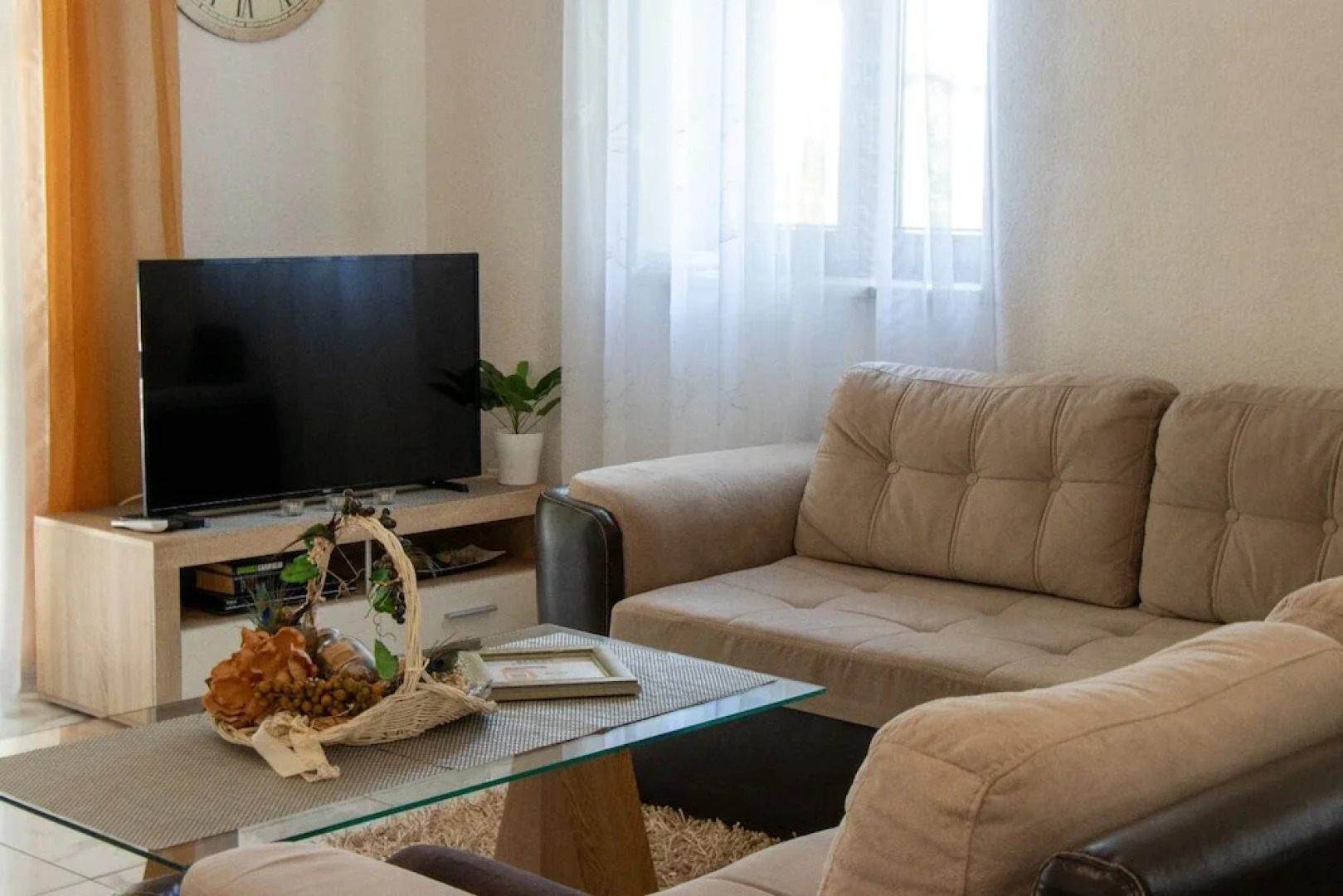 Three Holiday Homes - H1 Azur