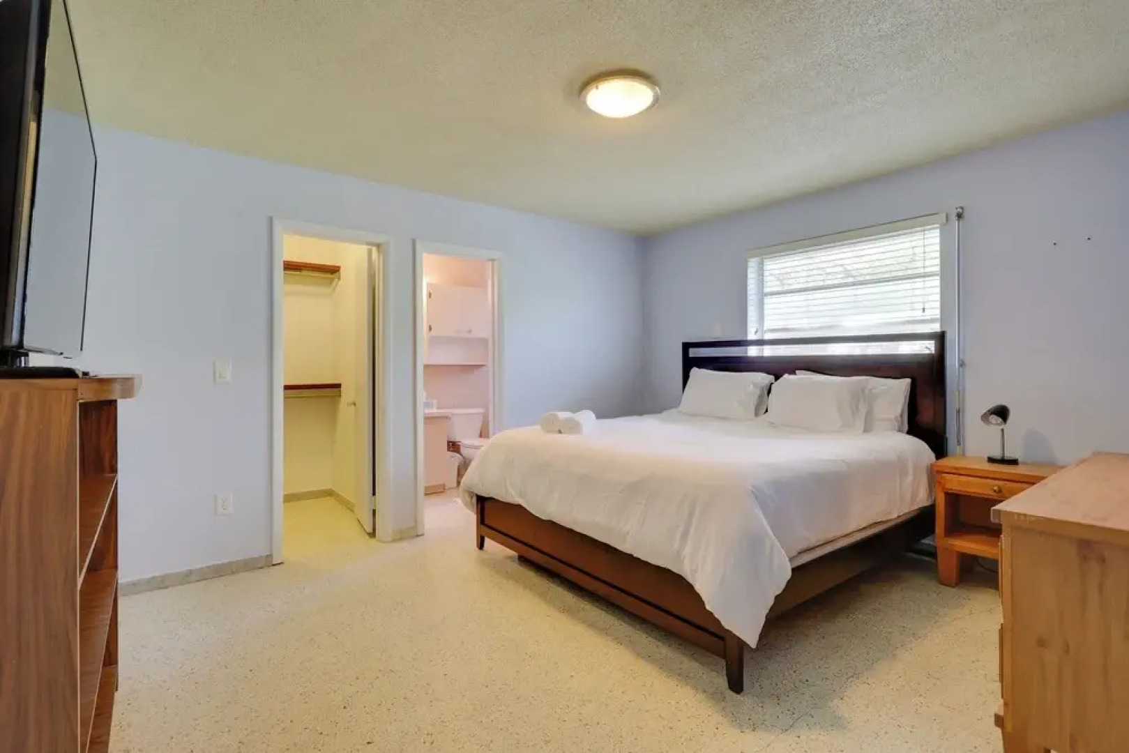 North Miami Beach Rental: Near Walking Park!