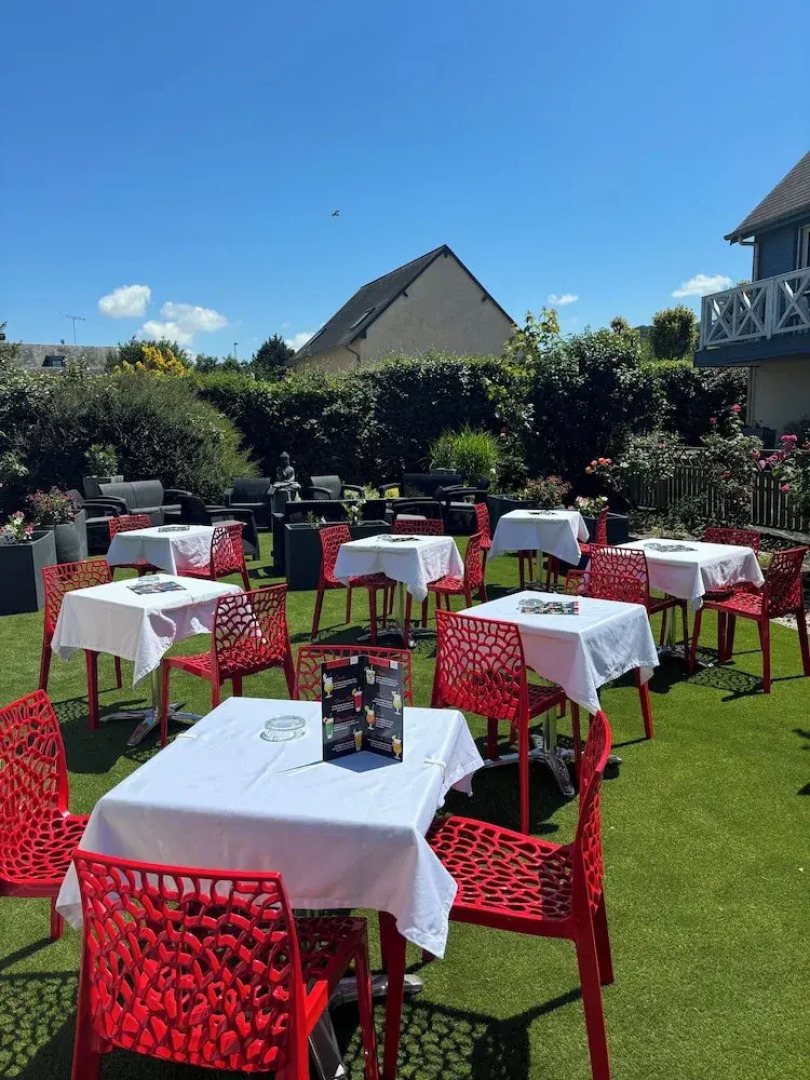 Contact Hôtel - Hôtel les Bleuets & SPA