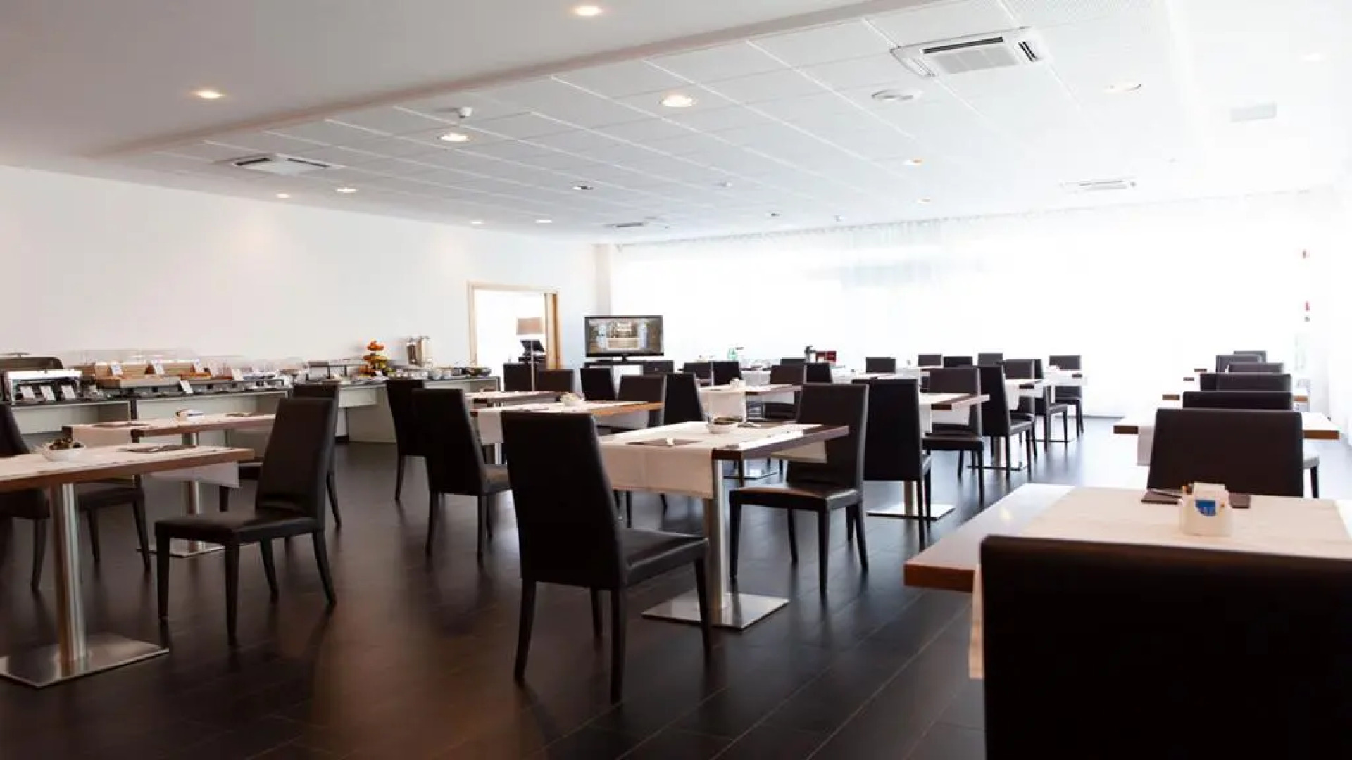 Отель B&B Cuneo Cristal