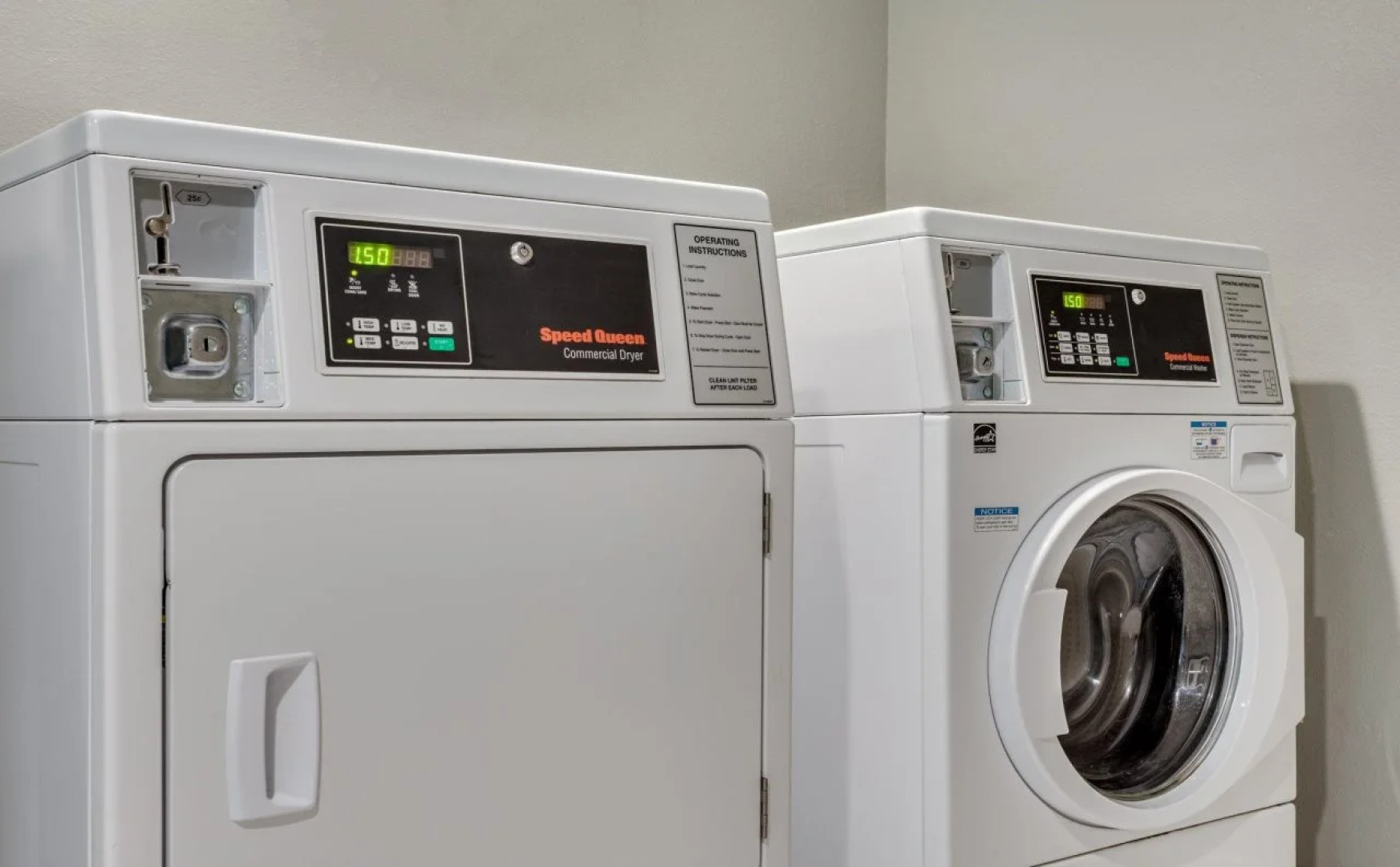 Holiday Inn Express & Suites Scottsburg by IHG