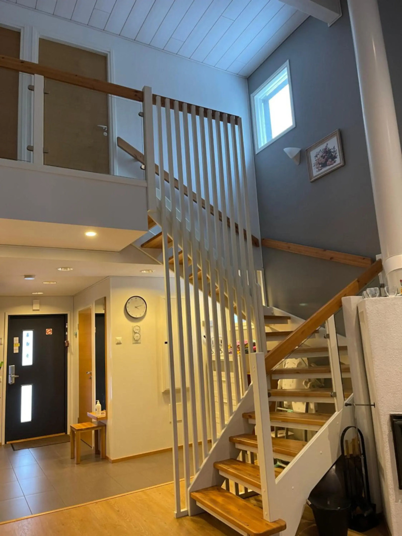 Дом у спа-центра и озера