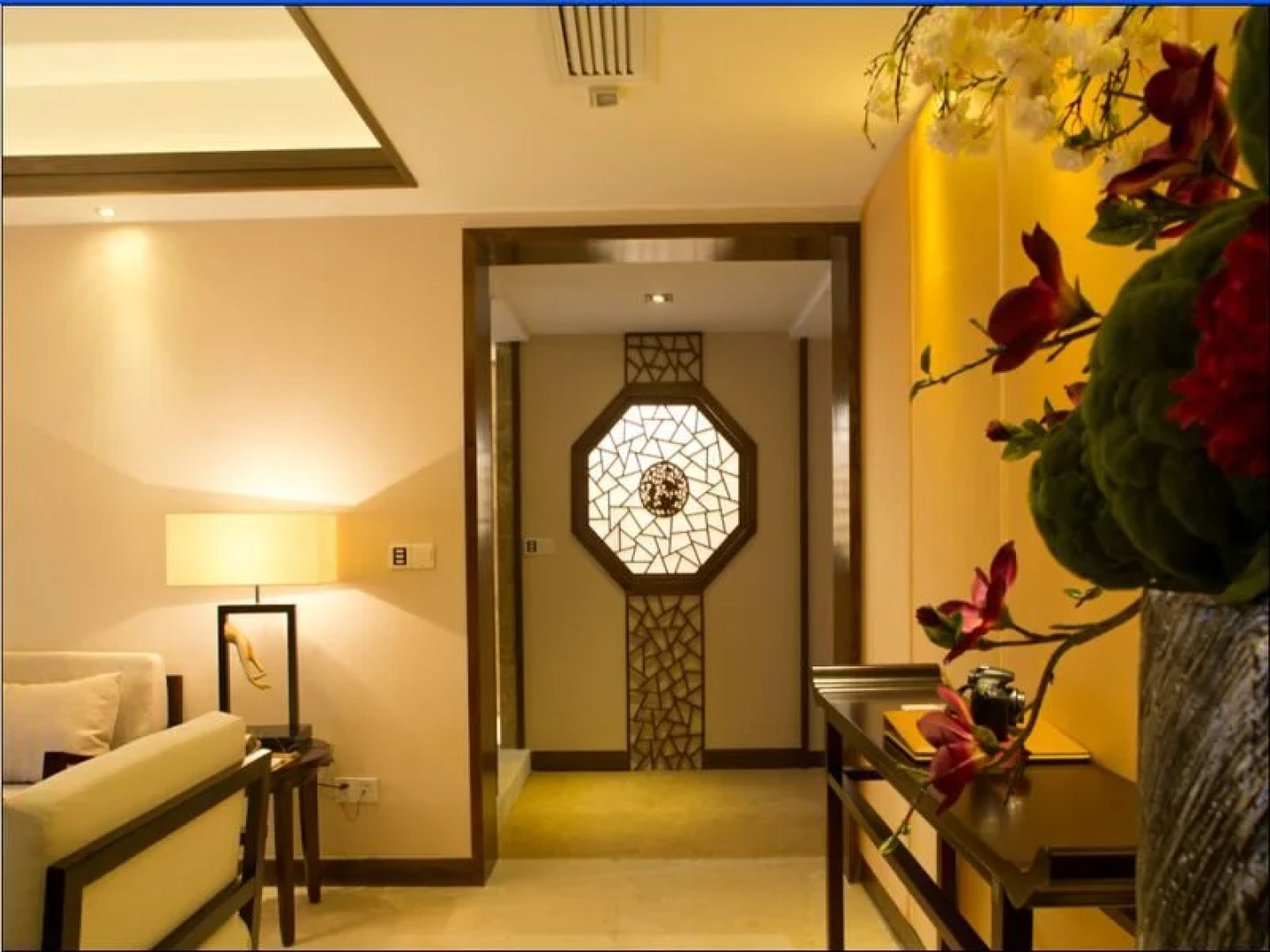 Zhuhai Yinzuo Jingpin Hotel