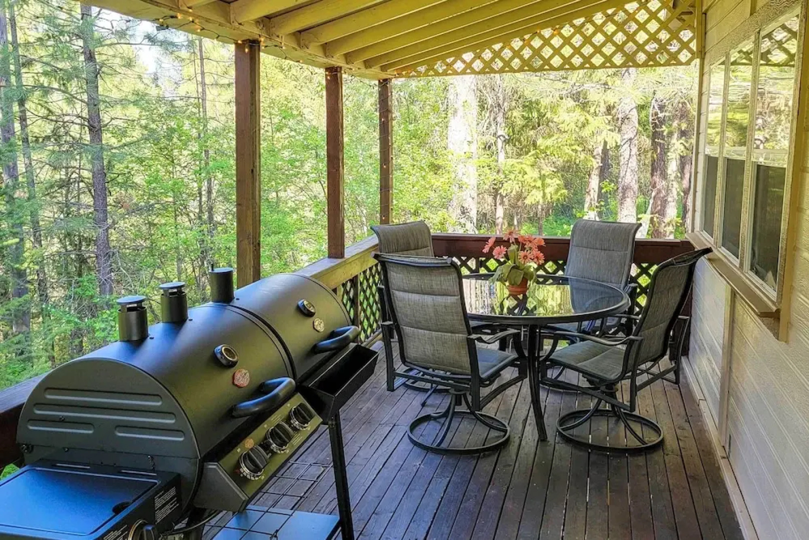 Private Cabin, 5-min Drive to Hot Springs & Golf!