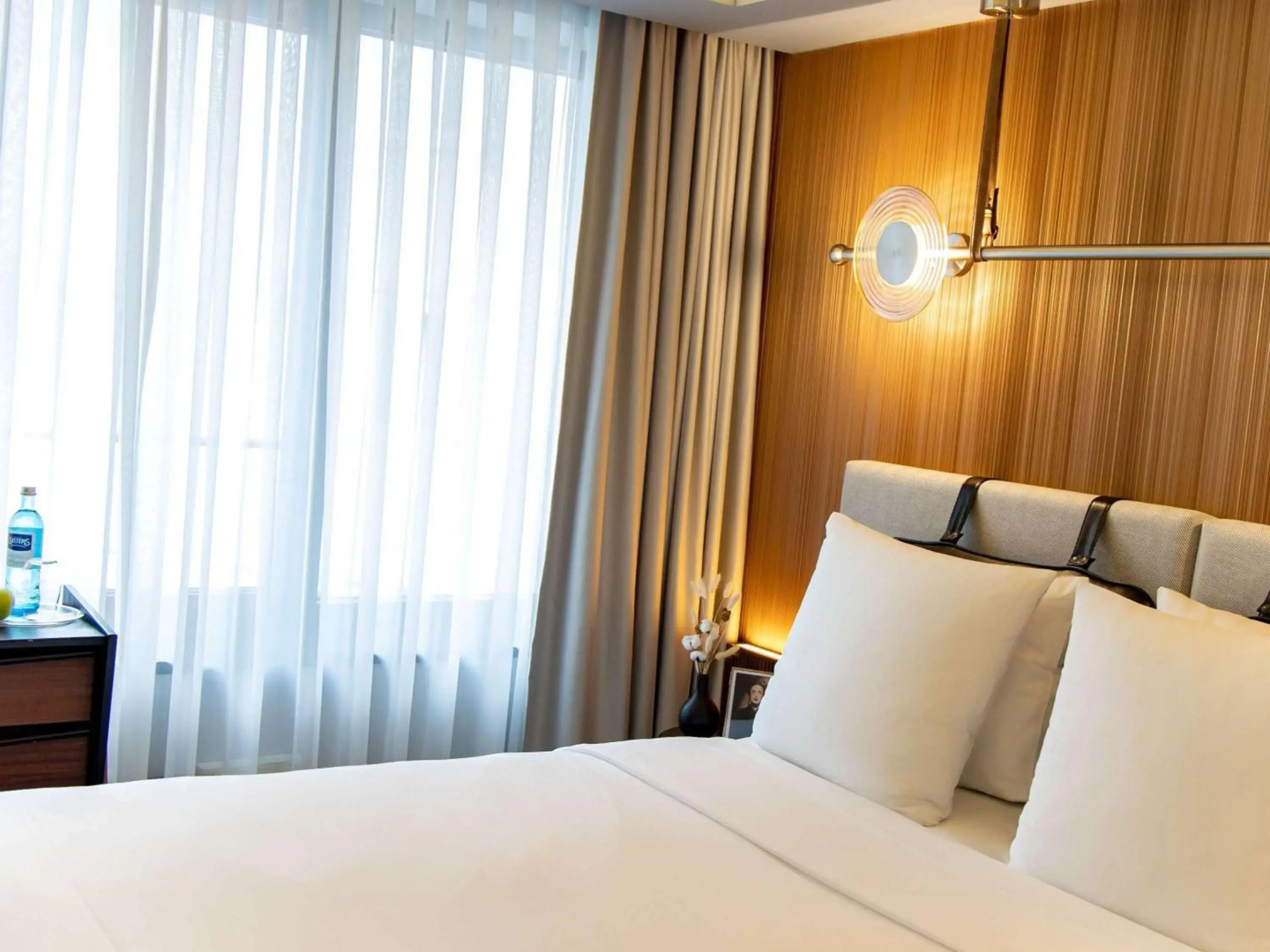 MUZE Hotel Düsseldorf - Handwritten Collection