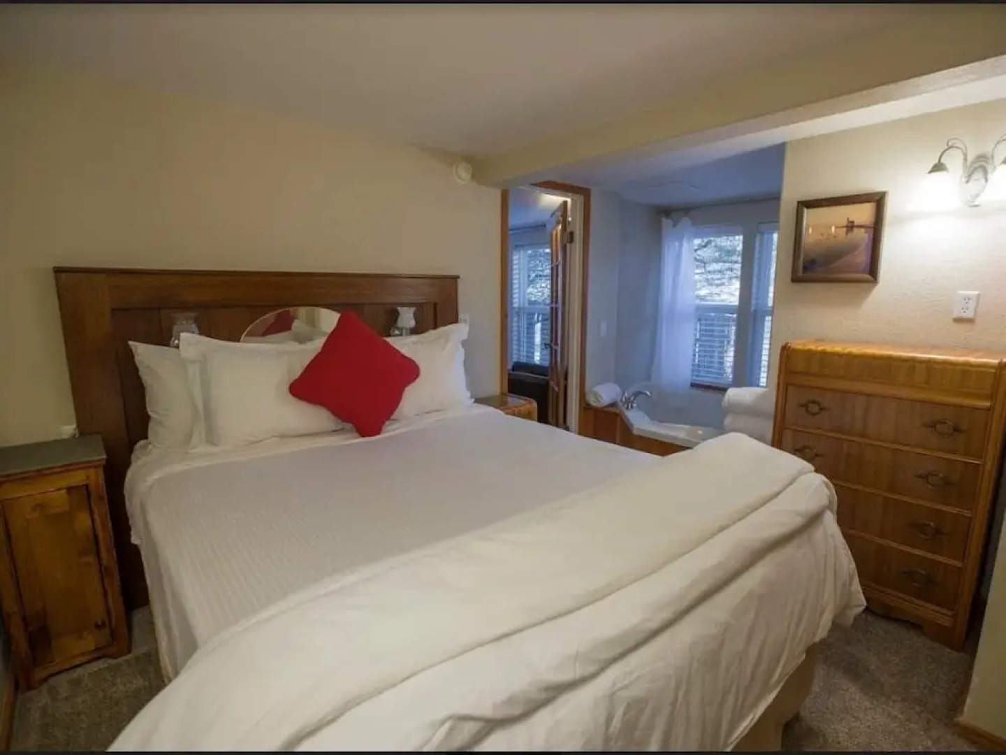 Beachside Villa Suites and Vacation Rentals