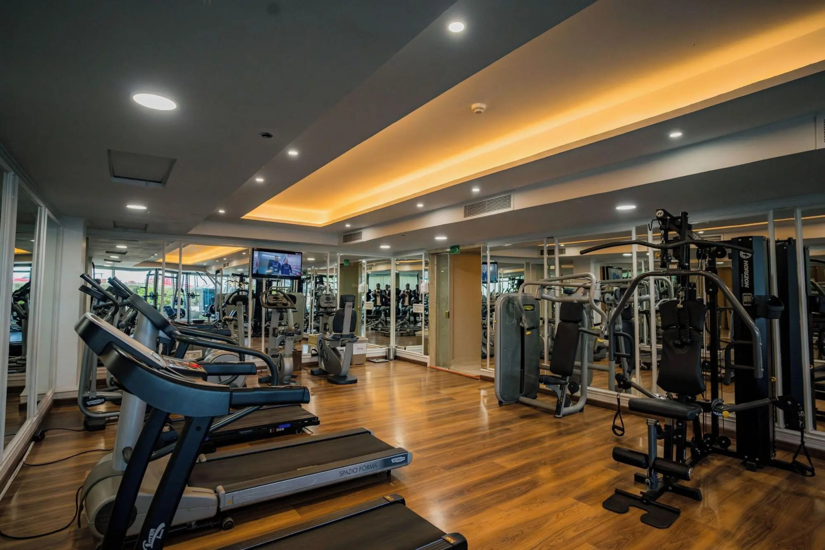 SUNRISE Alex Avenue Hotel