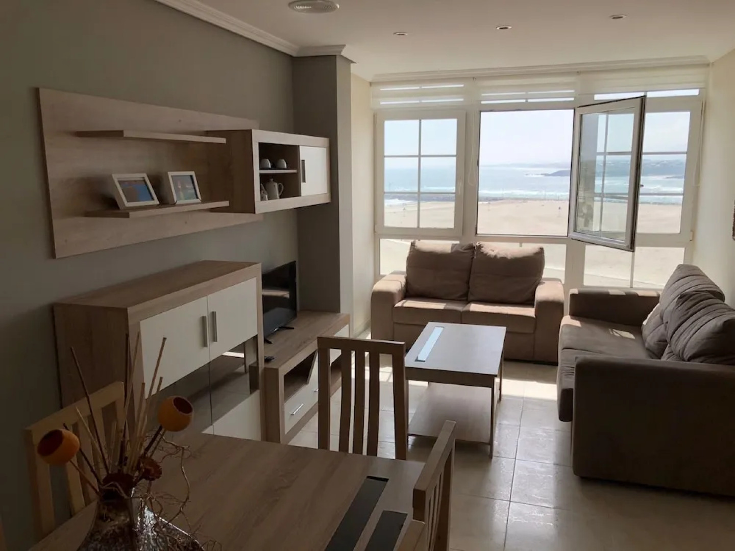 Piso de 3 Hab.  Vistas a la Playa. FOZ