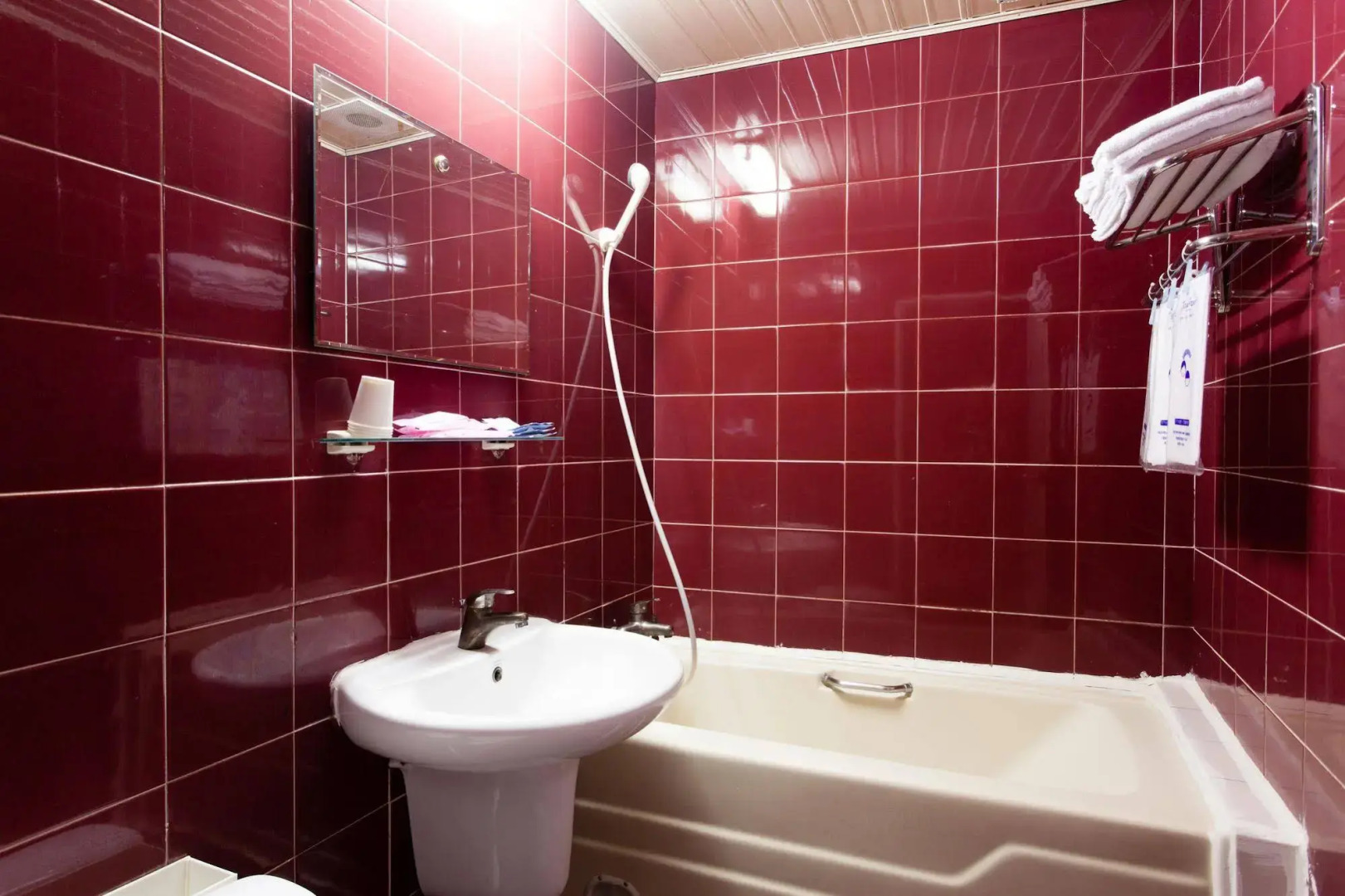 Ruei Gung Business Hotel