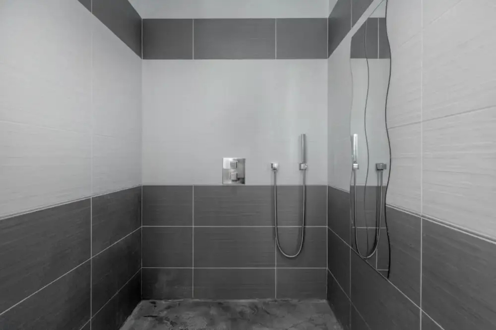 Villa With Heated Swimming Pool spa gym and Cinema