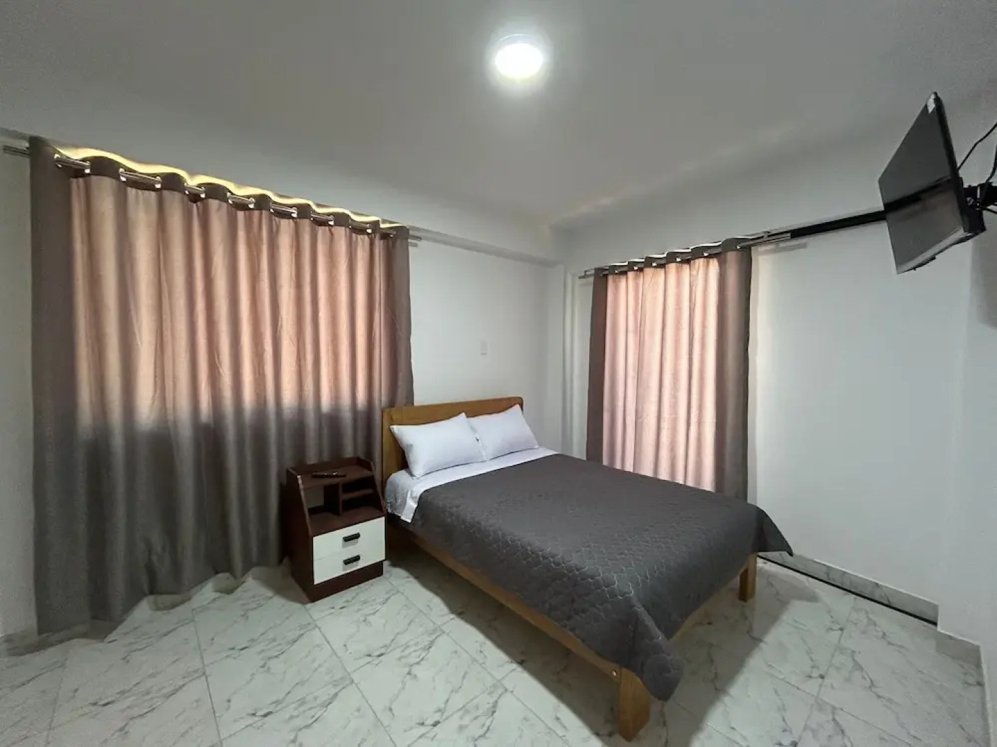 Central Climbing Hostel