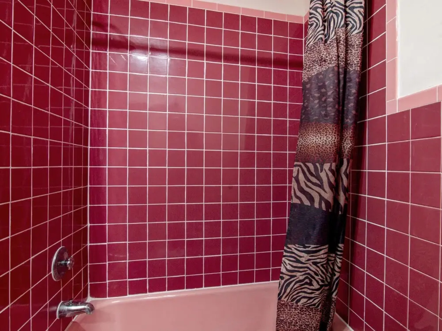 OYO Hotel Dalton PA I-81