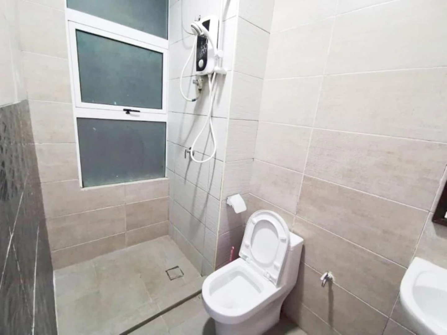 Dcarlton Seaview Residensi By Heyday