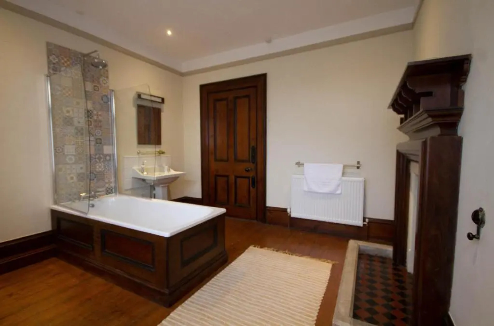 Costislost Organic Retreat