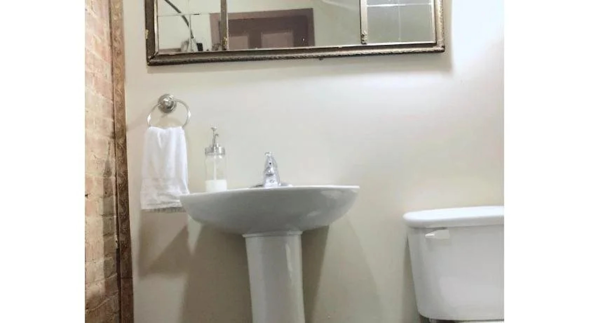 1818 Main Street Bed & Breakfast