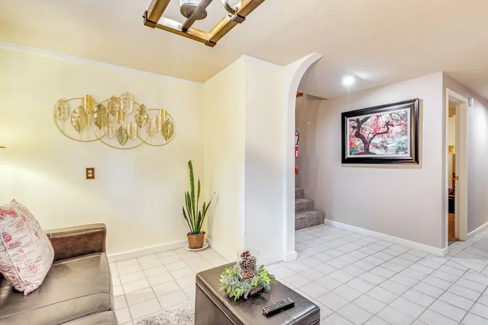 Cozy Home w/ Hot Tub - 11 Mi to Rainbow Falls