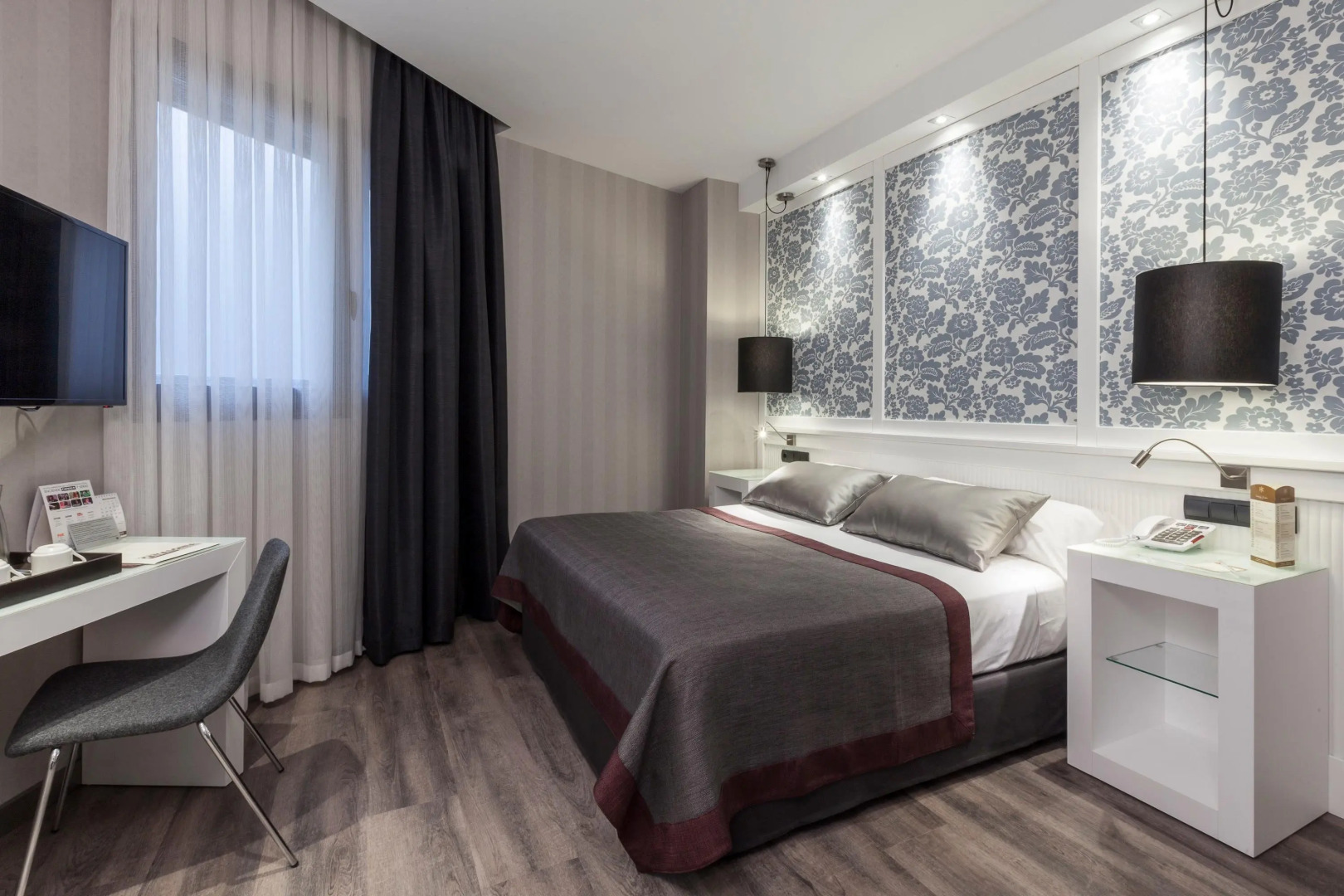 Catalonia Excelsior Hotel