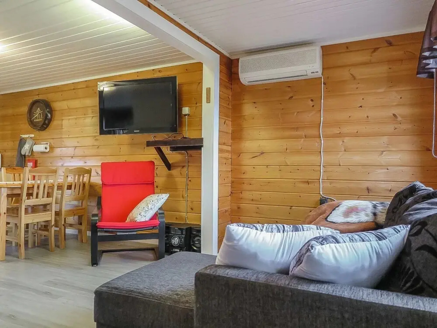 J Rvenp Muonio in Muonio