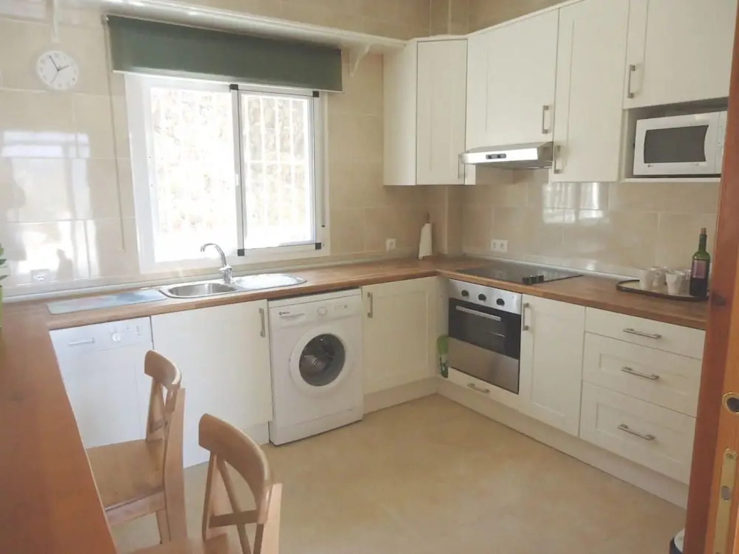 1051 Villa Al-andalus