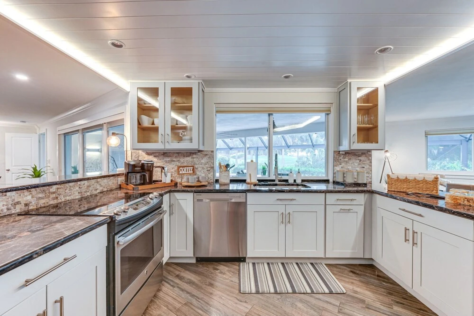 Upscale Naples Outdoor Getaway ~ 4 Miles to Beach