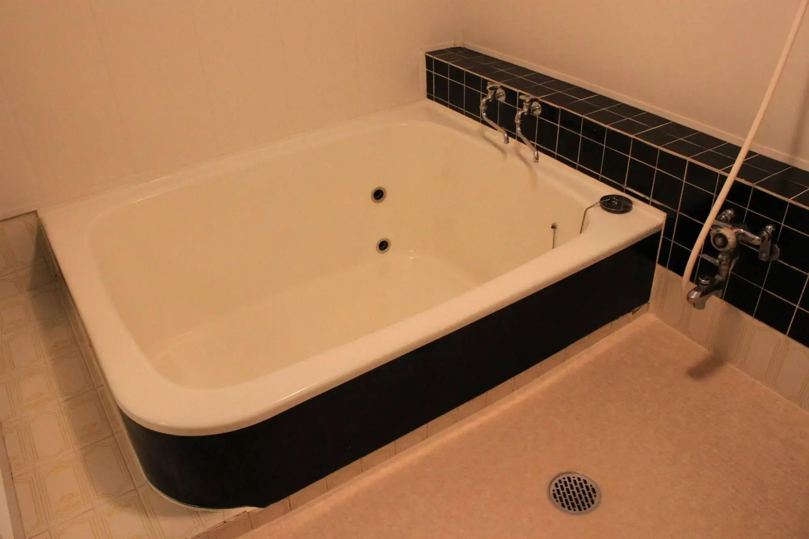 petit-hotel #MELON Furano