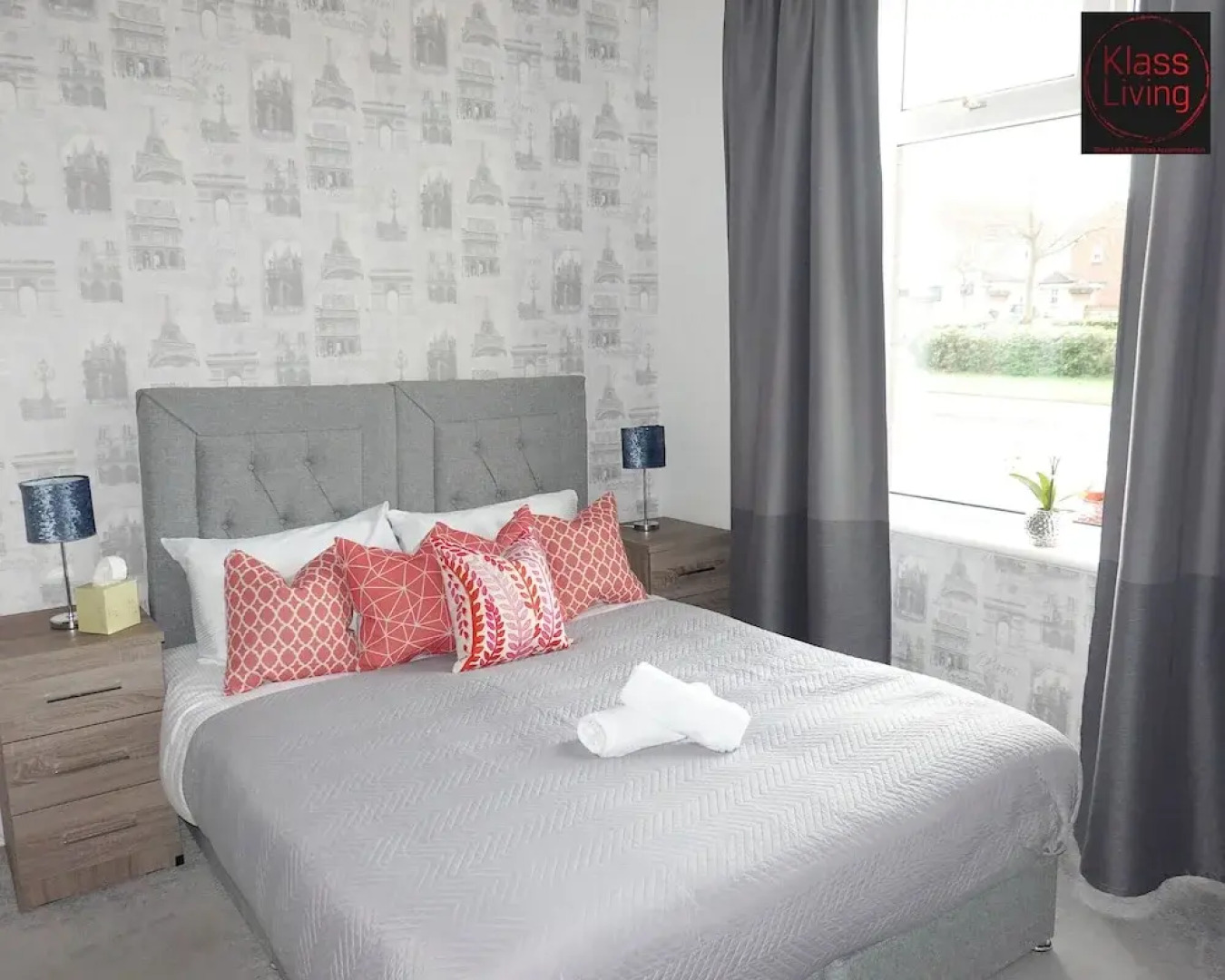 One Bedroom Apartment by Klass Living Serviced Accommodation Bellshill - Mossend  Apartment with WIFI  and Parking