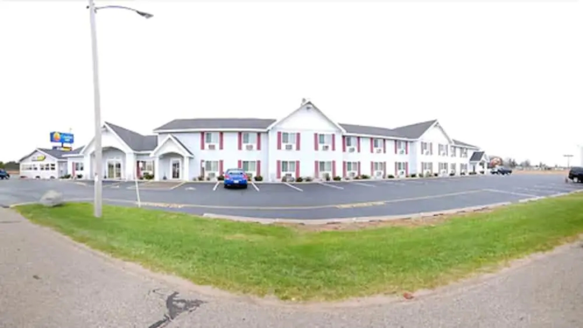 Baymont Inn & Suites Marinette