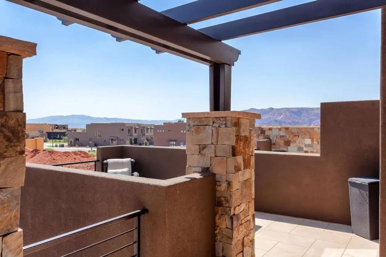 Your Escape at the Ledges