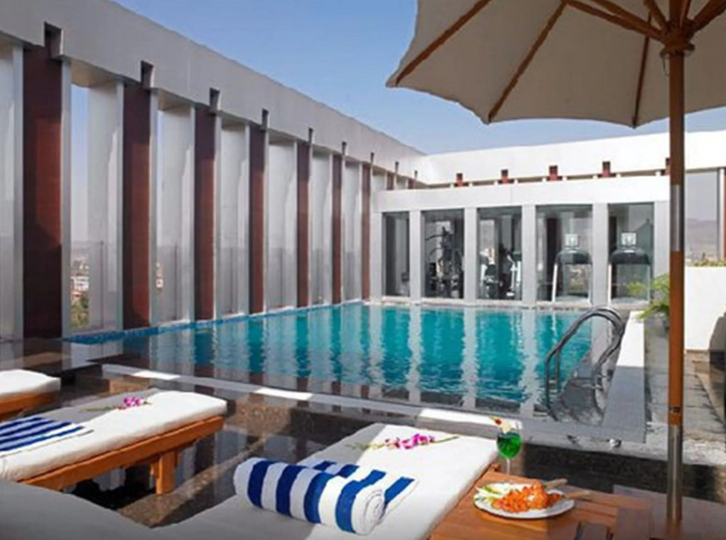 Royal Orchid Central Grazia