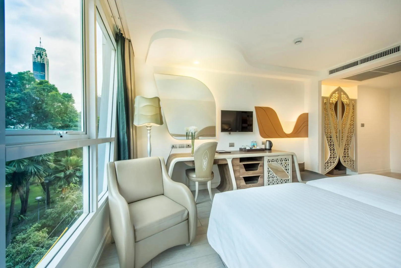 Le Tada Parkview Hotel