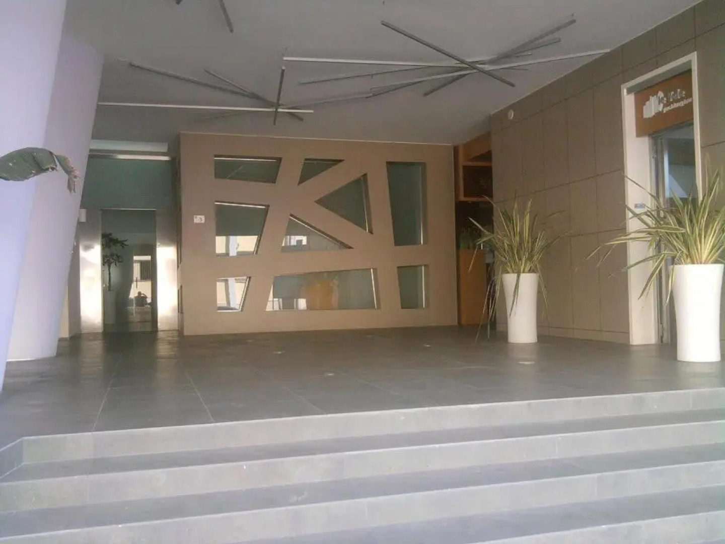 Minzoni Gallipoli Sul Mare E 130 Mt Dal Centro