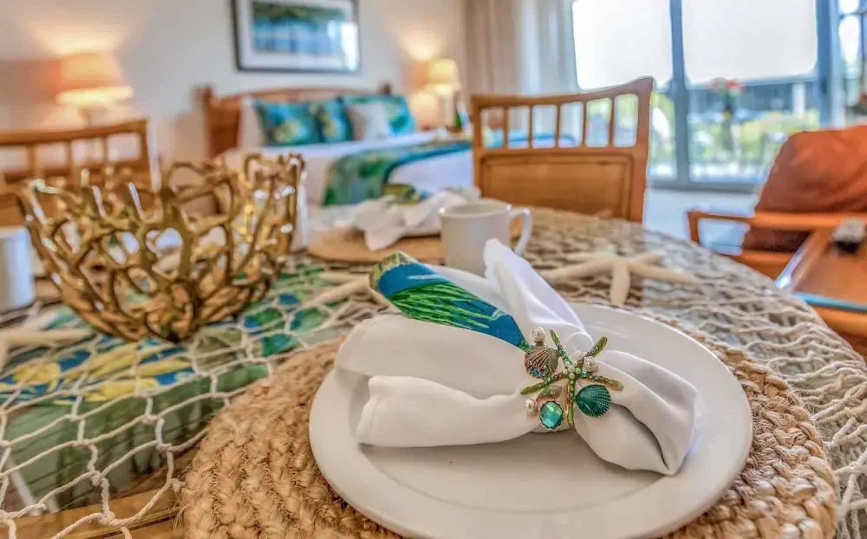 Whaler 6th Floor Oceanview Studio 0 Bedroom Condo by Redawning