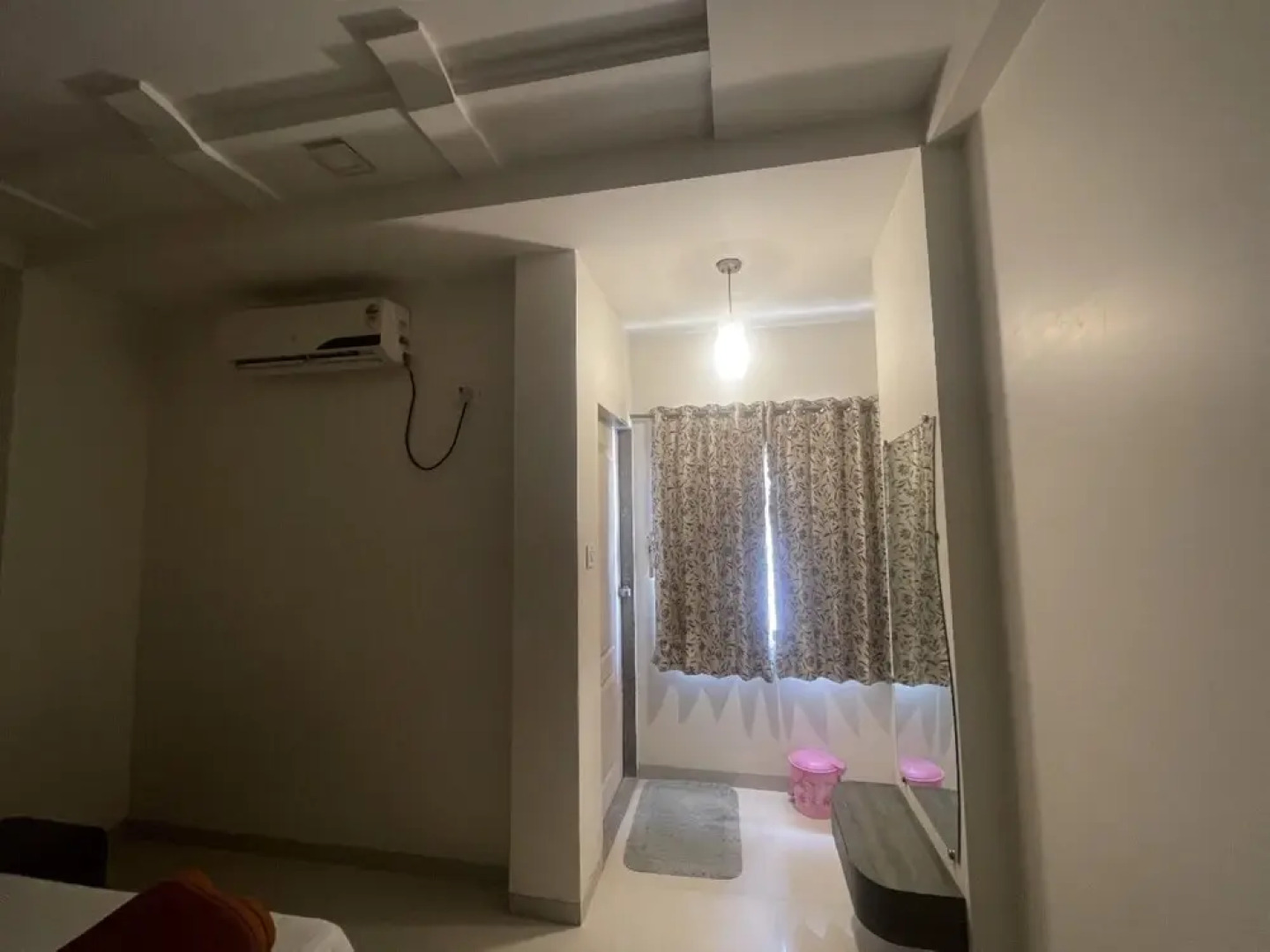 Goroomgo Narayan Executive Gujrat