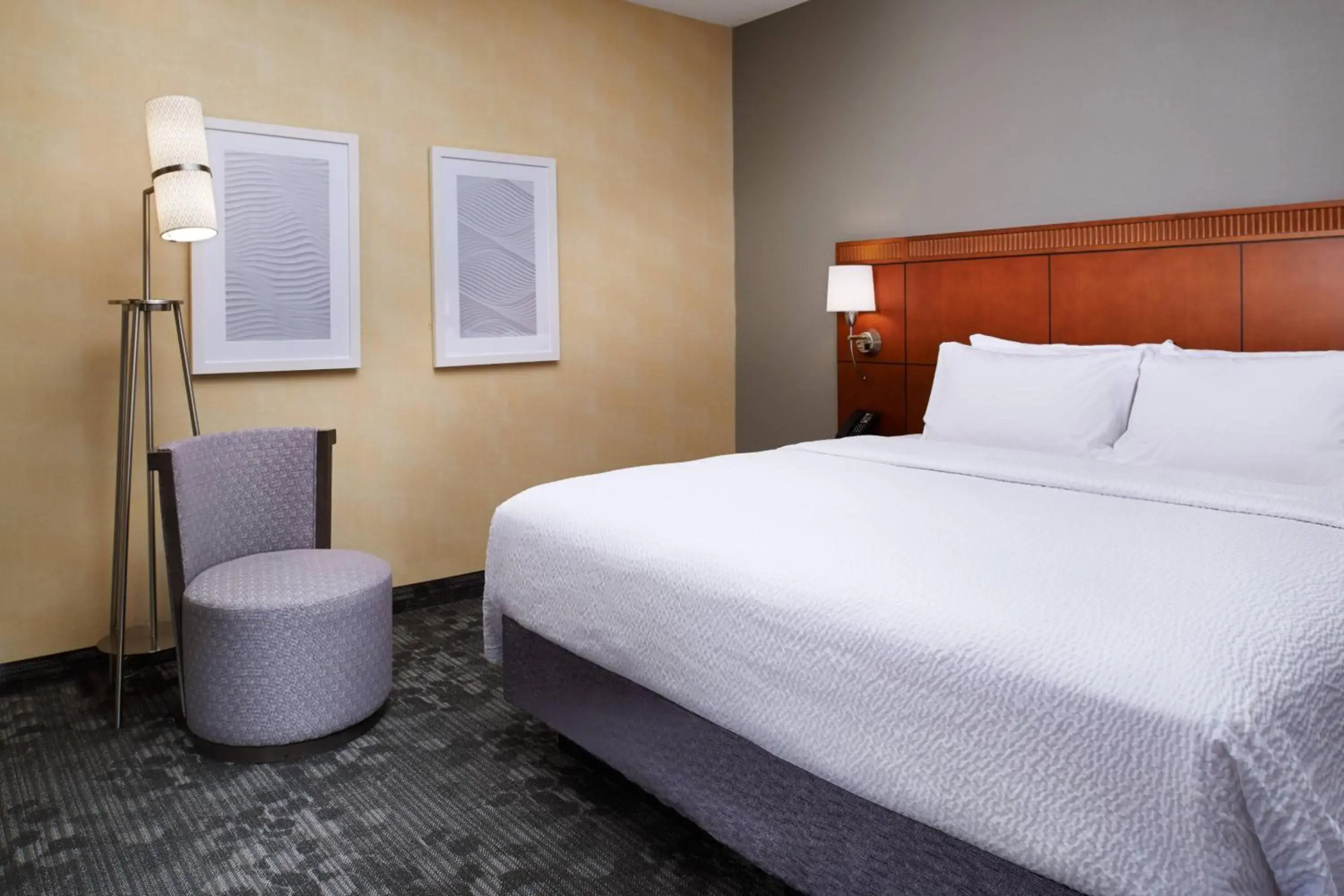 Courtyard by Marriott Columbus Dublin