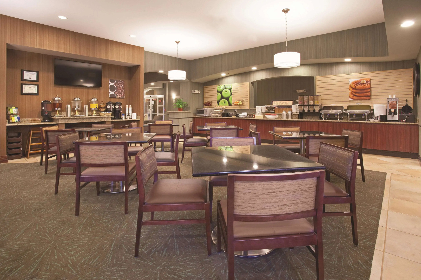 La Quinta Inn & Suites by Wyndham Albuquerque Midtown