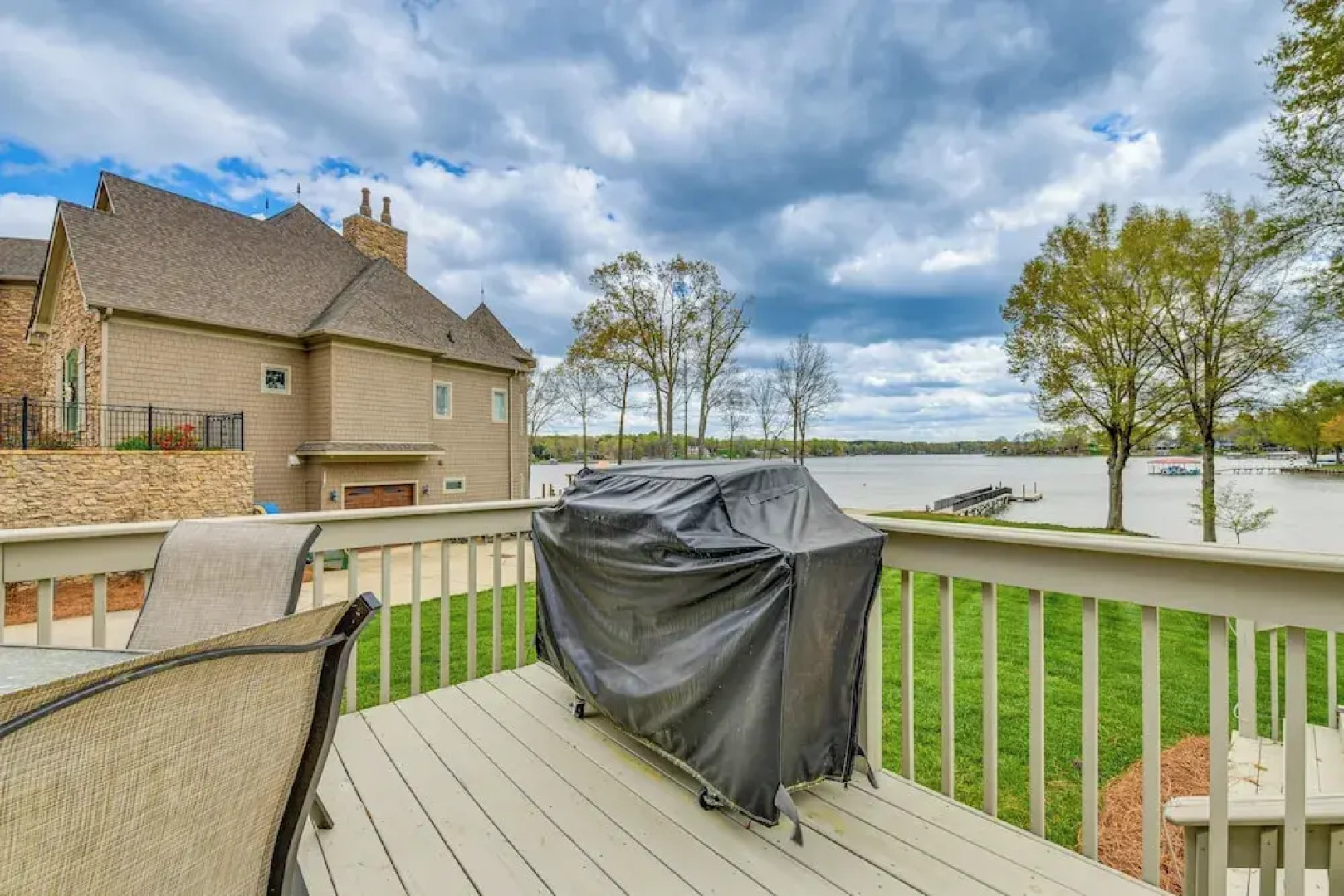 Lakefront Troutman Home w/ Private Dock & Slip!