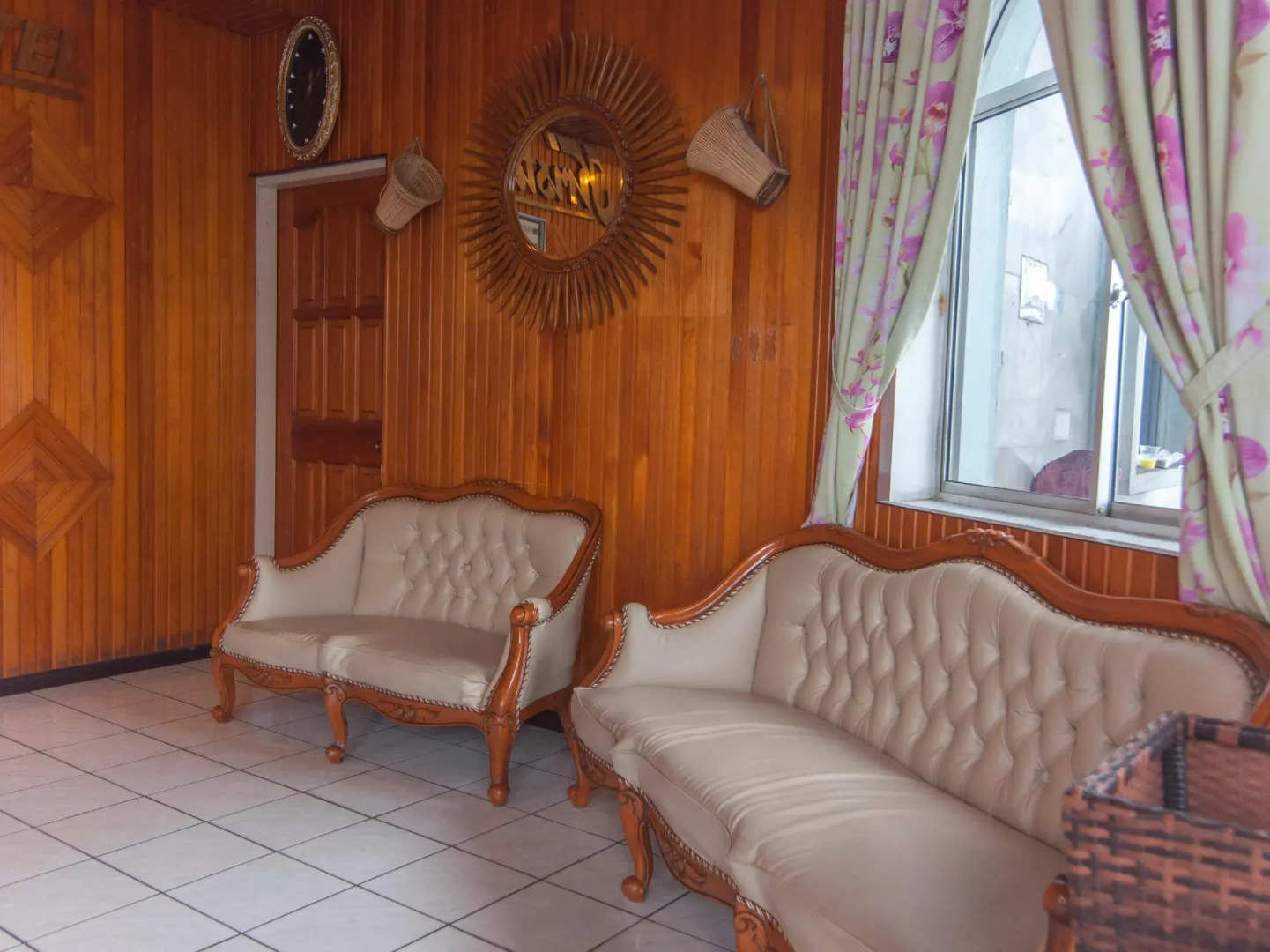 Kristal Hotel by OYO