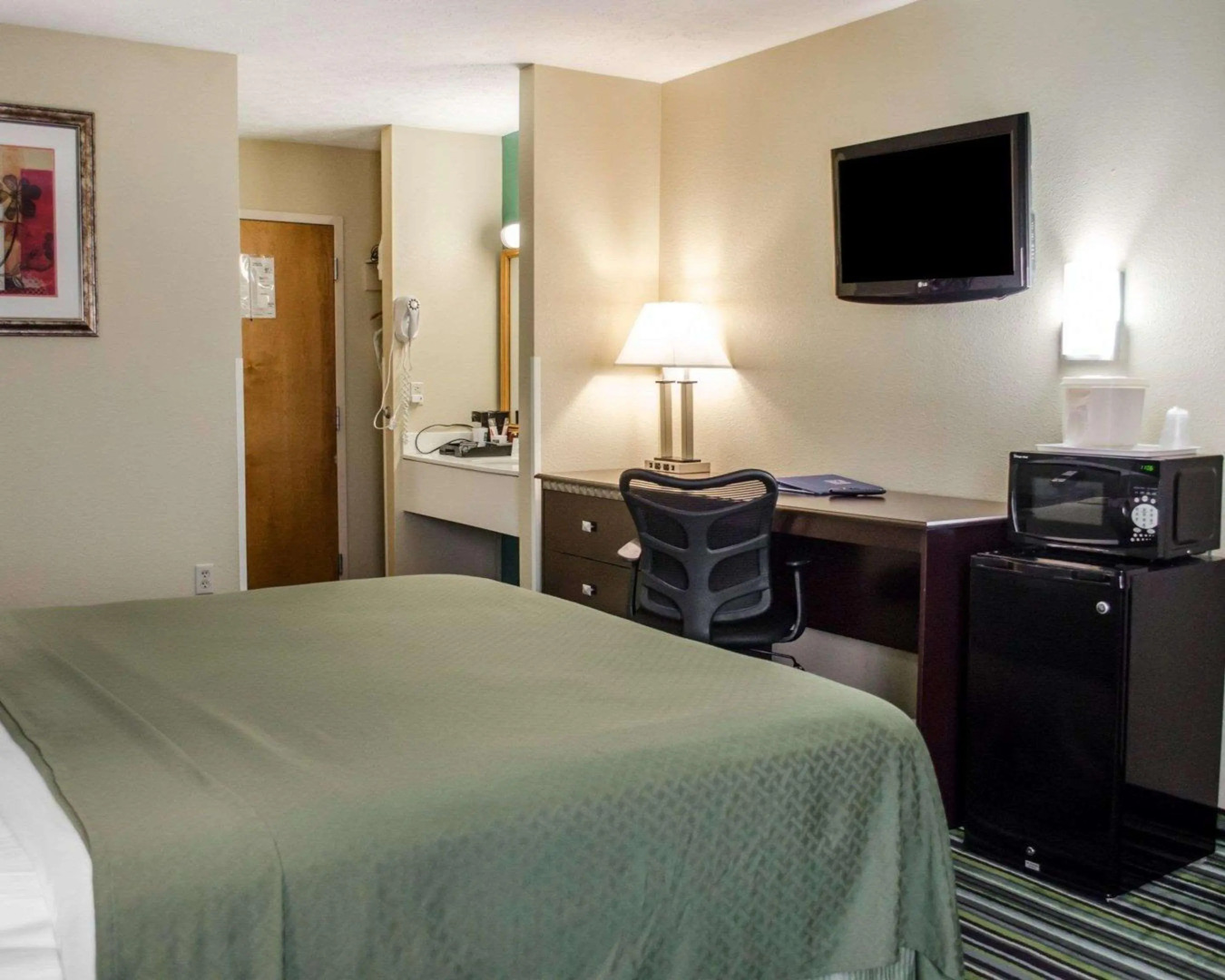 Quality Inn & Suites Medina - Akron West