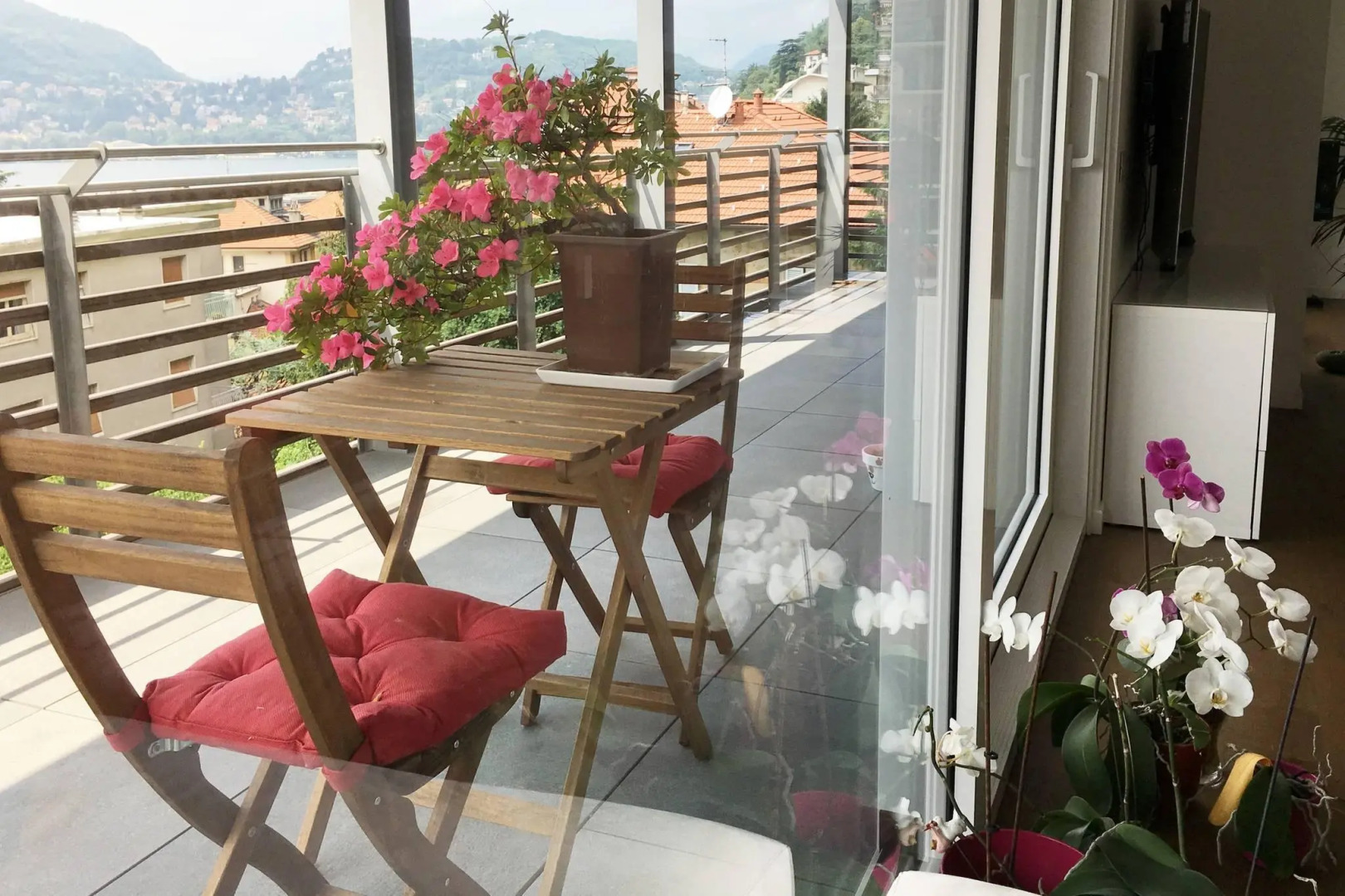 Como Luxury Lake View Spa