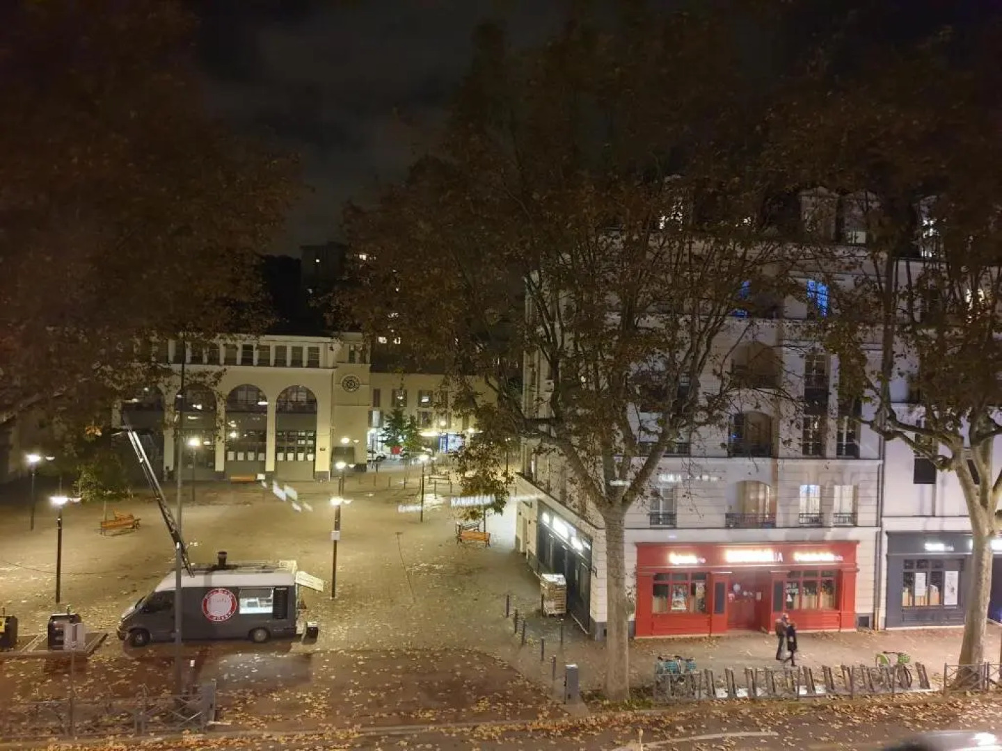 Joli studio récent, plein centre de Chaville